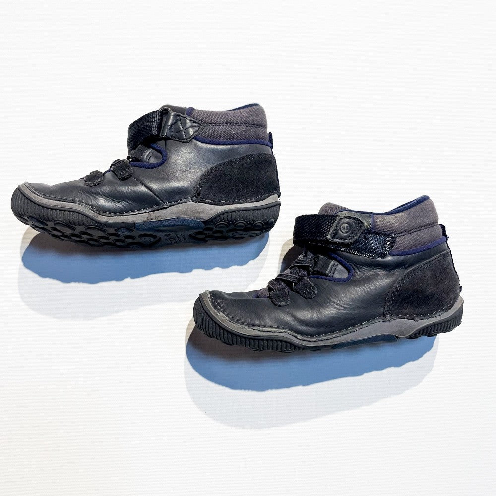 Stride Right Shoes 10C|185575