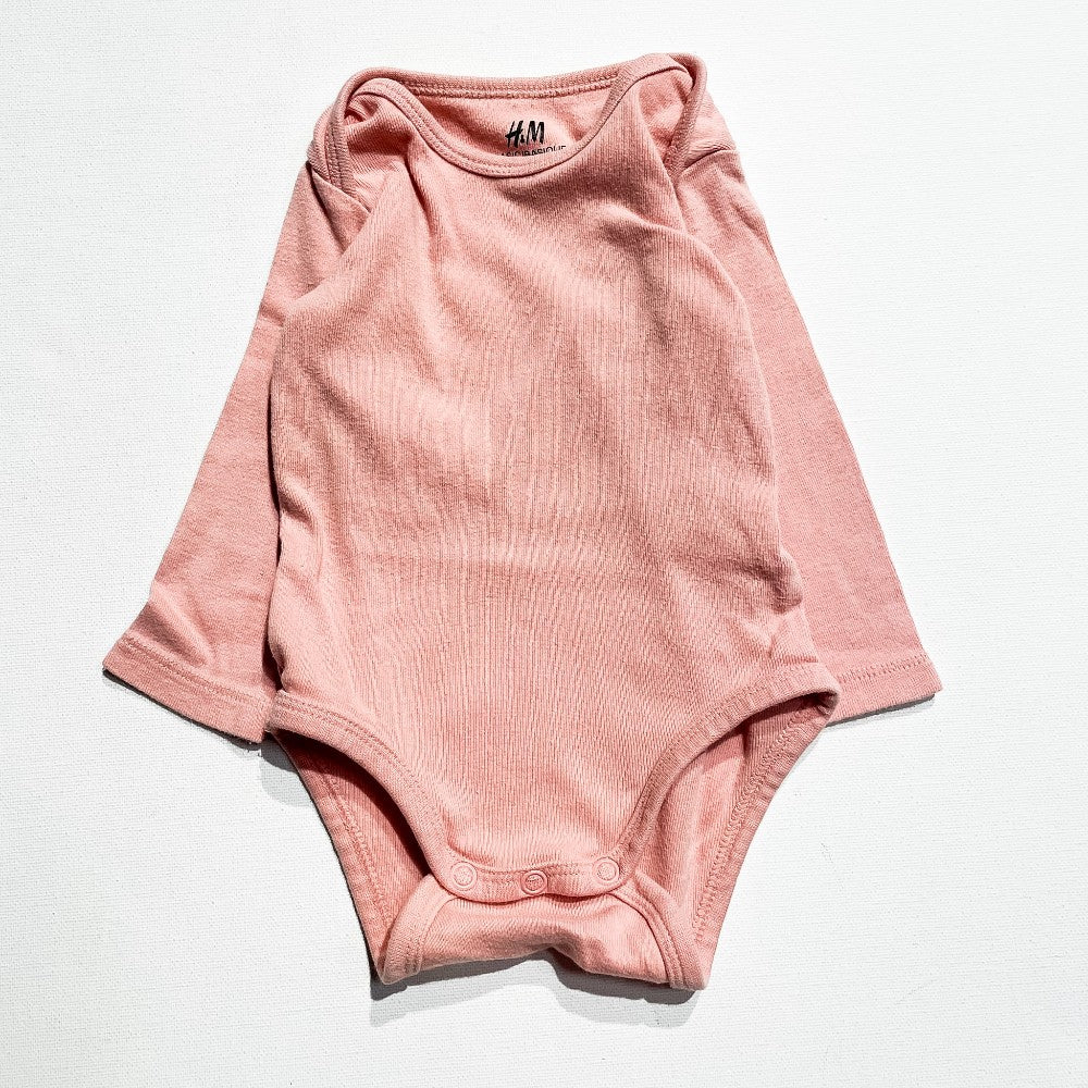 H&M Onesie 2-4M|222924