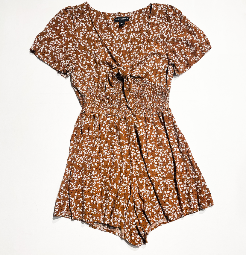 Street Wear Society Romper Large|206175