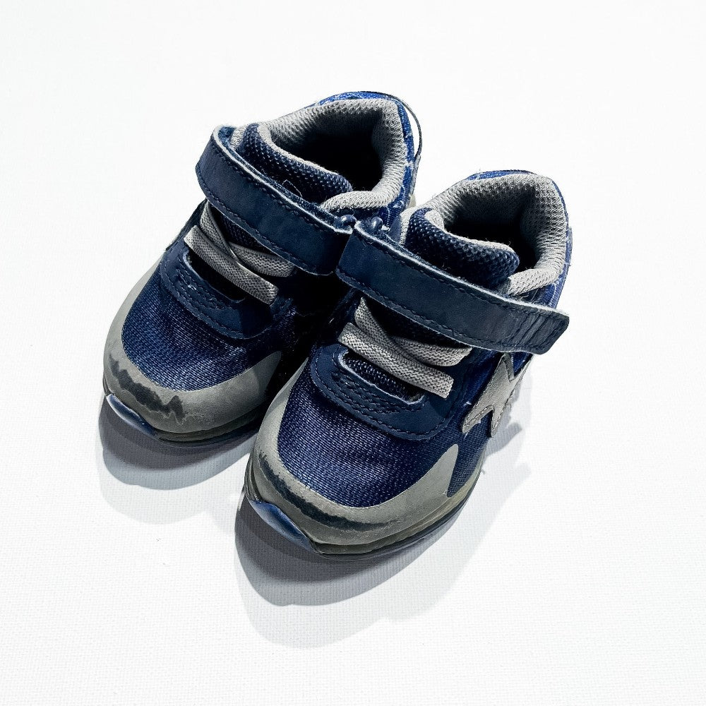 Stride Rite Shoes 5|210307