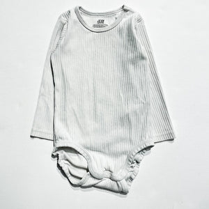 H&M Onesie 9-12M|197730