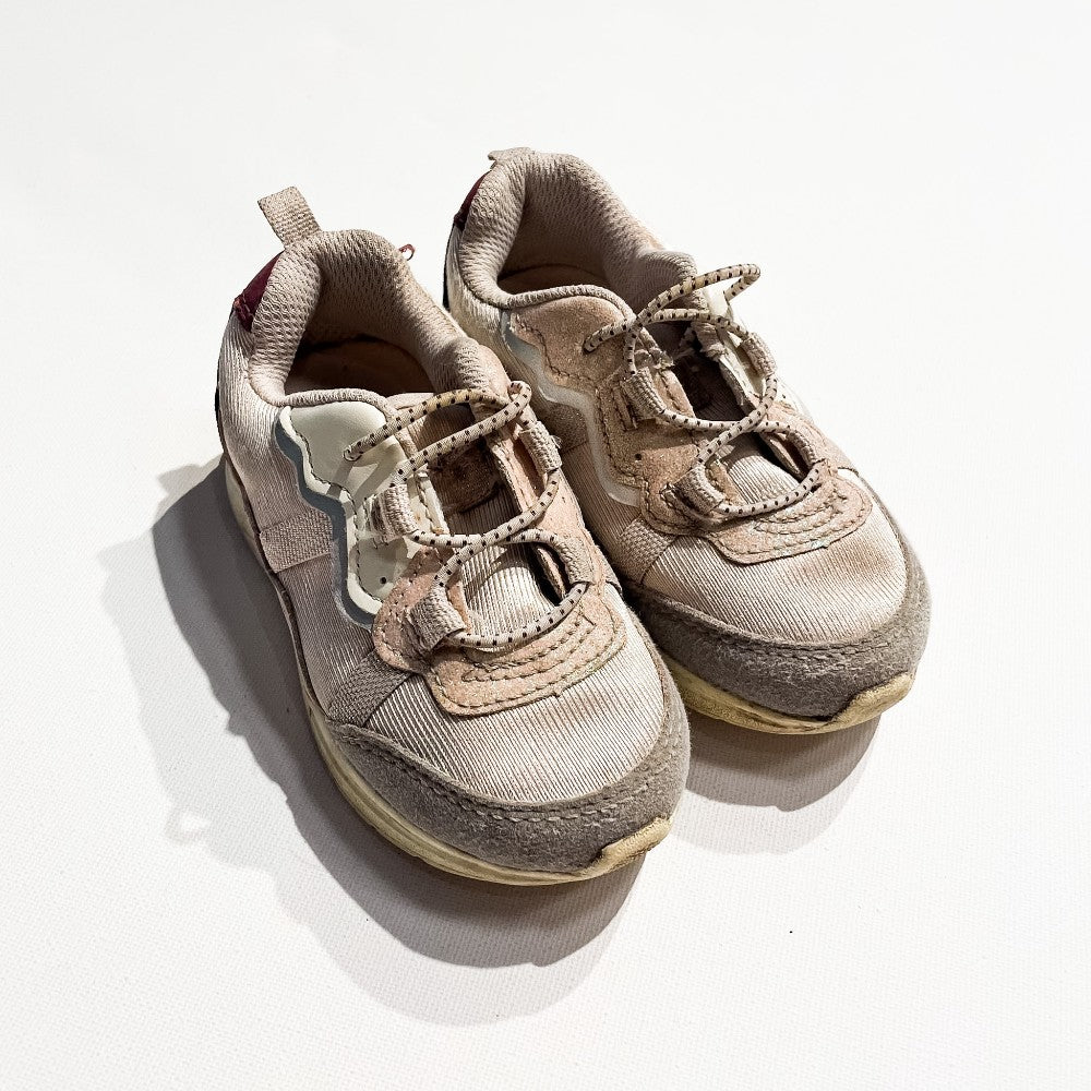 Oshkosh Shoes 8|198445