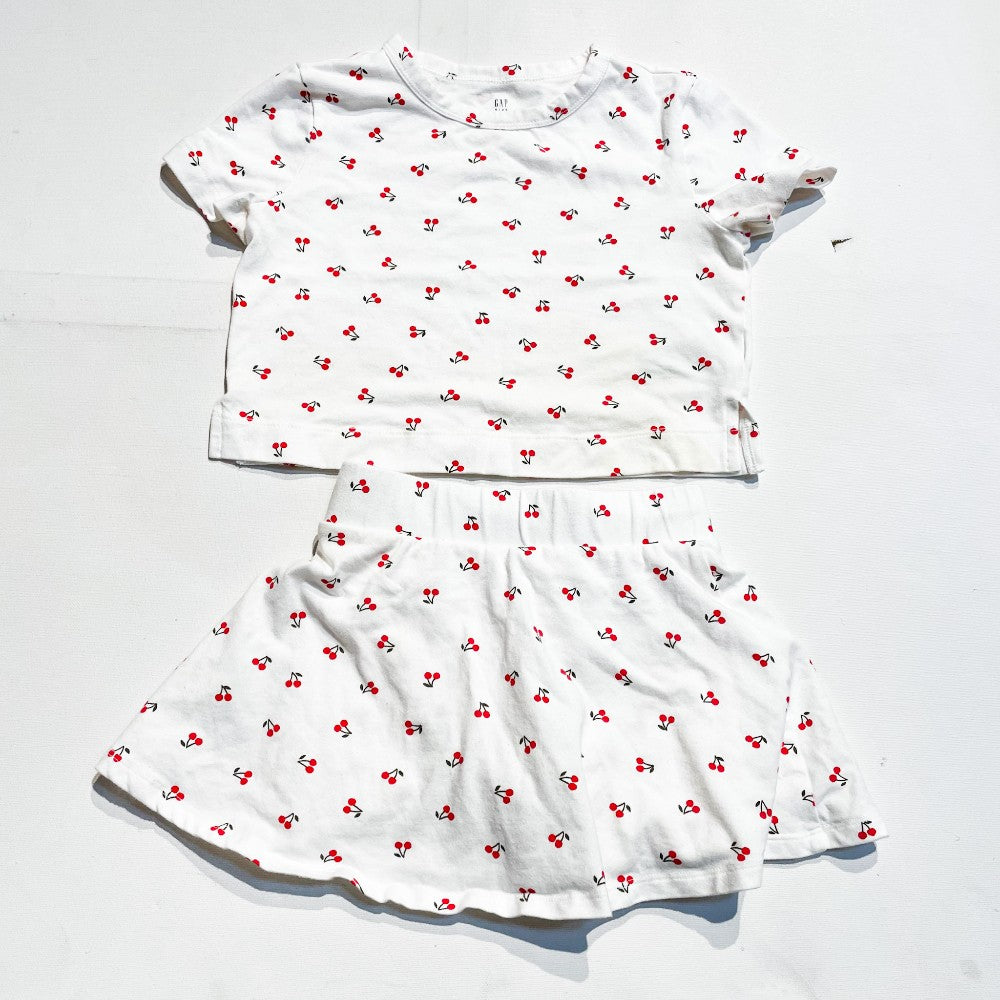 Gap Set 4-5Y **Yellow Staining|166972