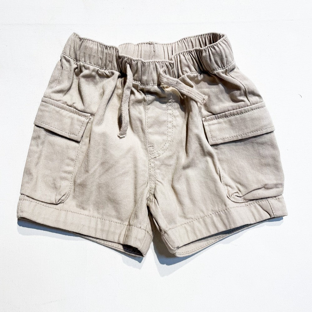 H&M shorts 4-6M|118509