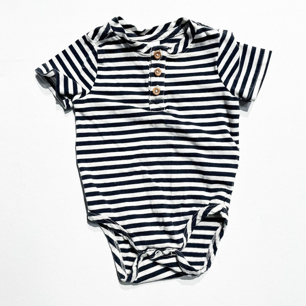 Tommy Bahama Onesie 3-6M|221617