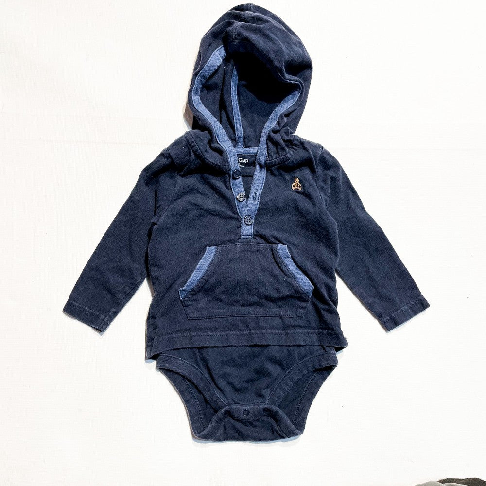 Gap Onesie 6-12M|172590