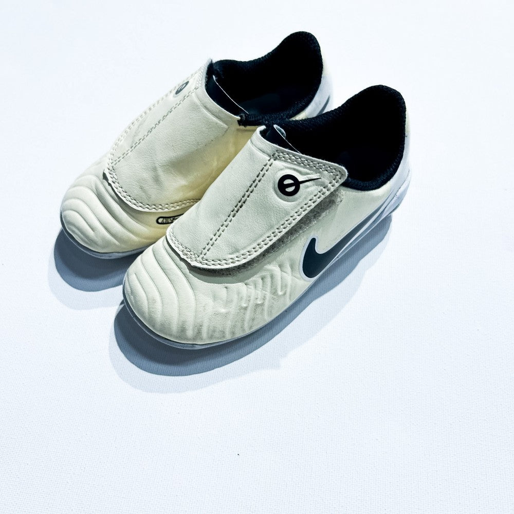 Nike Cleats 8|209222