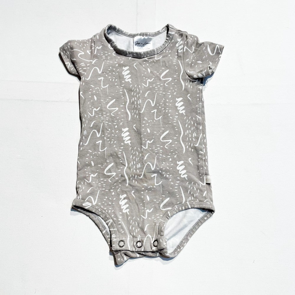 Jax & Lennon Onesie 6-12M|154109