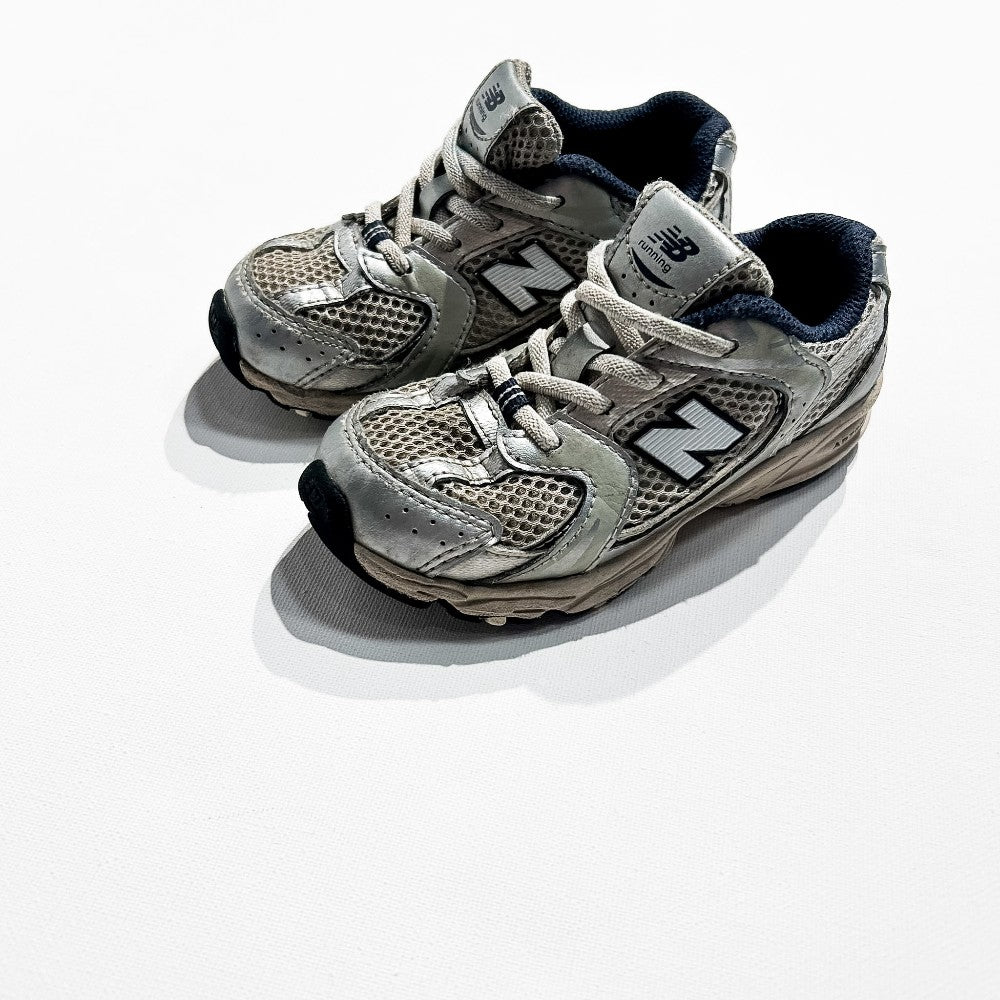 New Balanace Shoes 8.5|208850