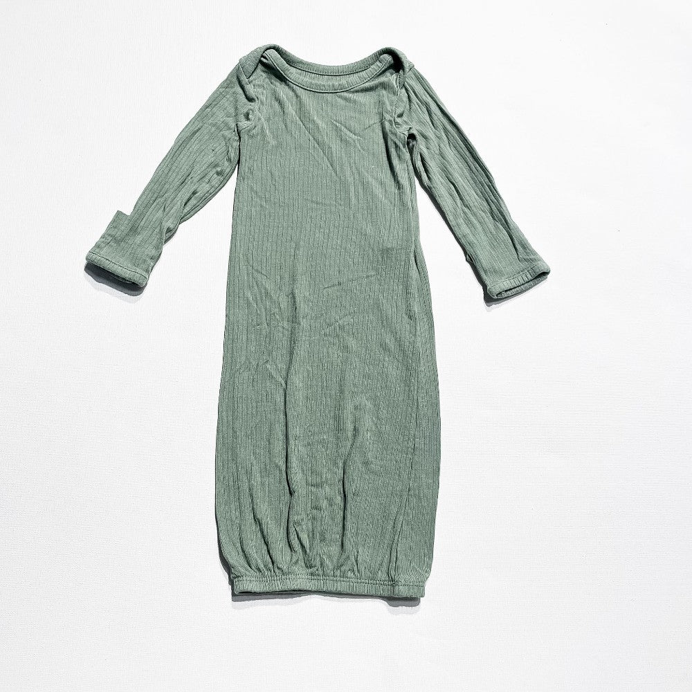 Carters Gown NB|205203