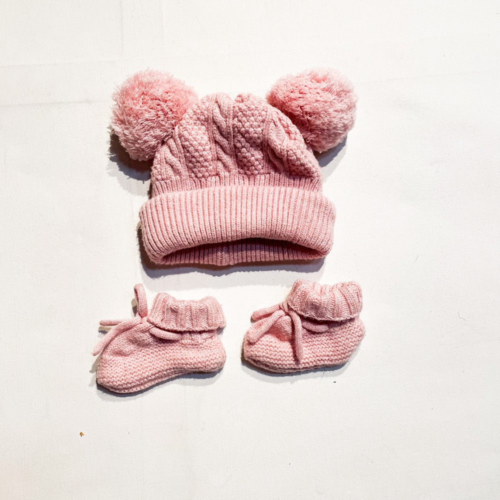 Hat & Booties|148872