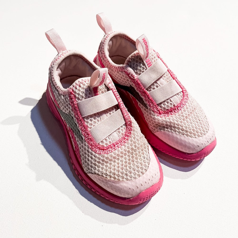 Reebok Shoes 9|193701