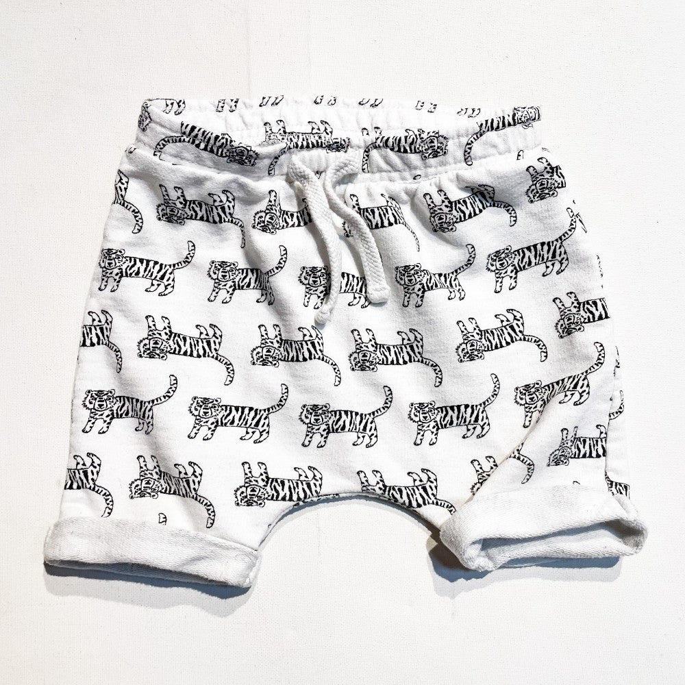 Old Navy Shorts 18-24M|168254