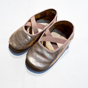 Move Shoes 11 **Imperfection|168582