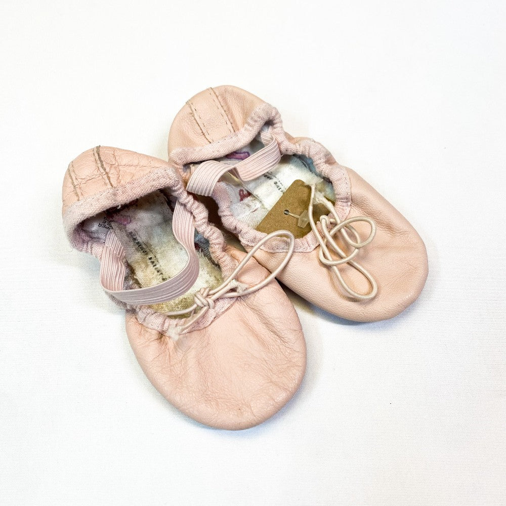 Ballet Shoes 3|128183