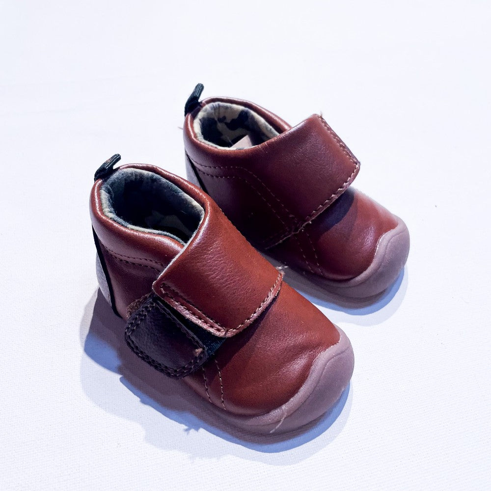 Carters Crawl Shoes 2|127980