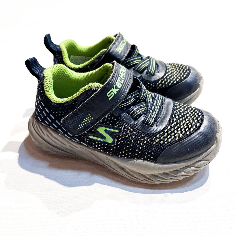 Sketchers Shoes 8C|139470