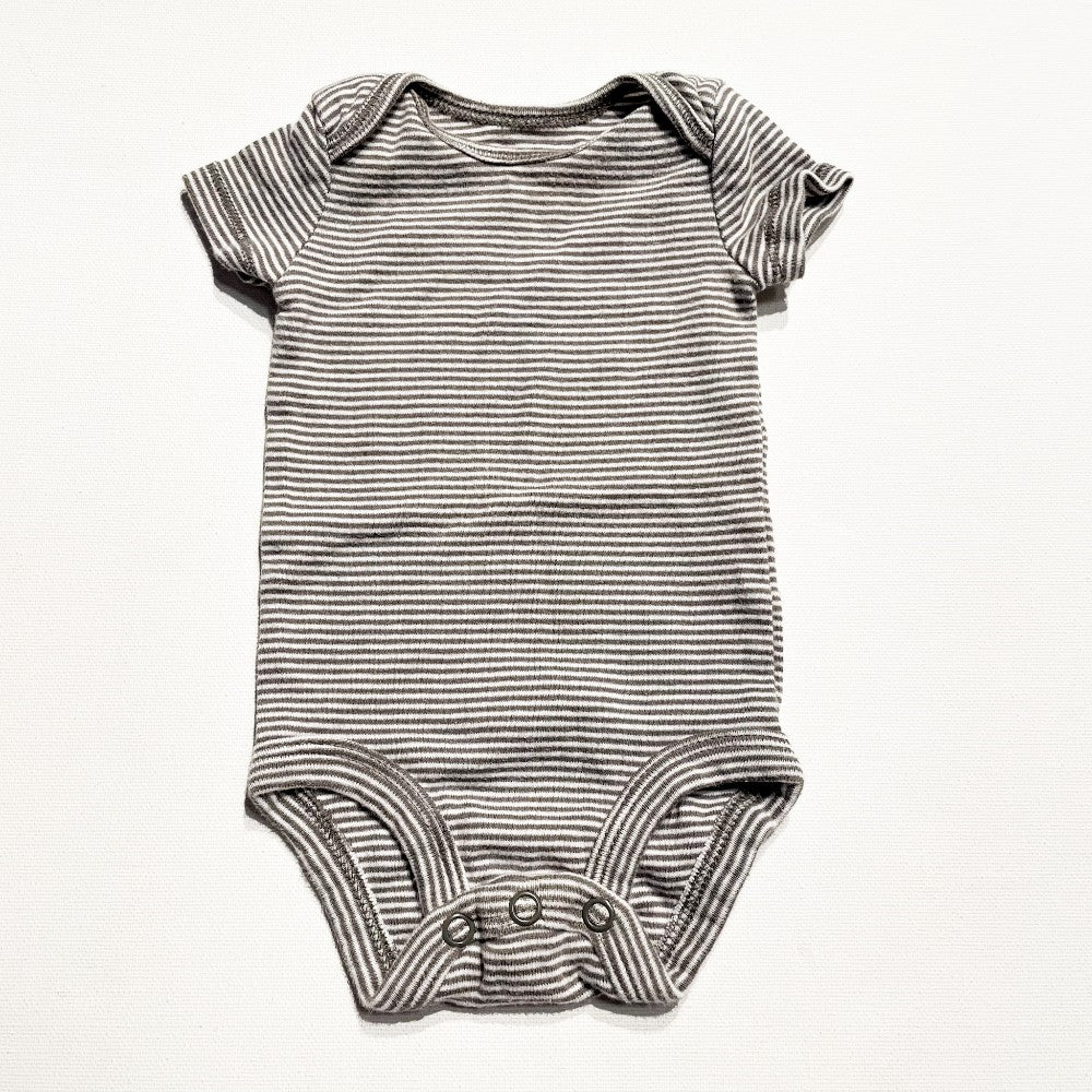 Carters Onesie NB|225160