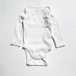 Gap Onesie 12-18M|140554