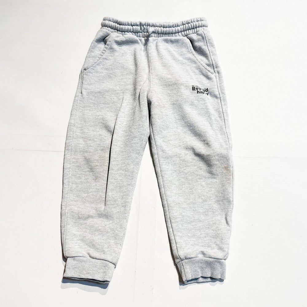 Zara Pants 4/5Y *Knees|171690