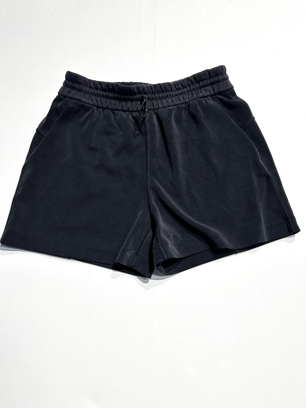Lululemon Shorts Size 6|214054