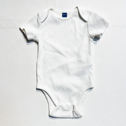 Old Navy Onesie 18-24M *Imperfection|160236