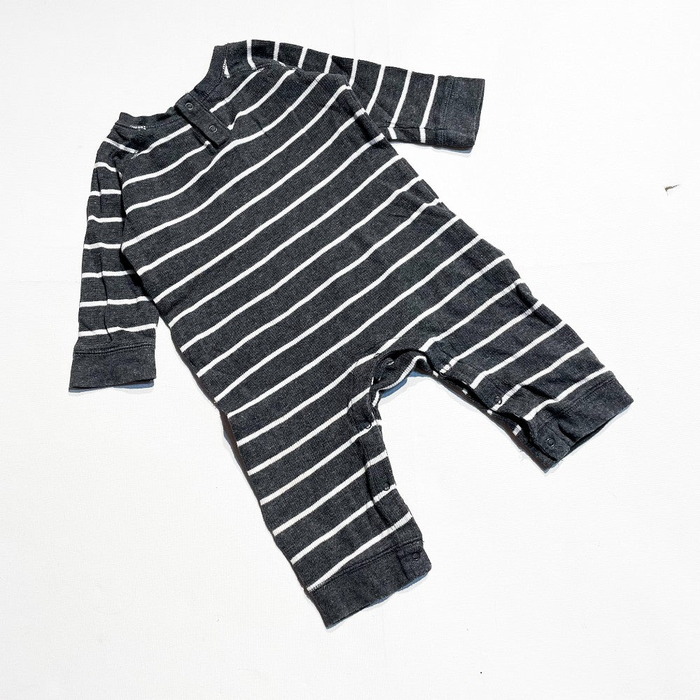 Old Navy Romper 6-12M|167600
