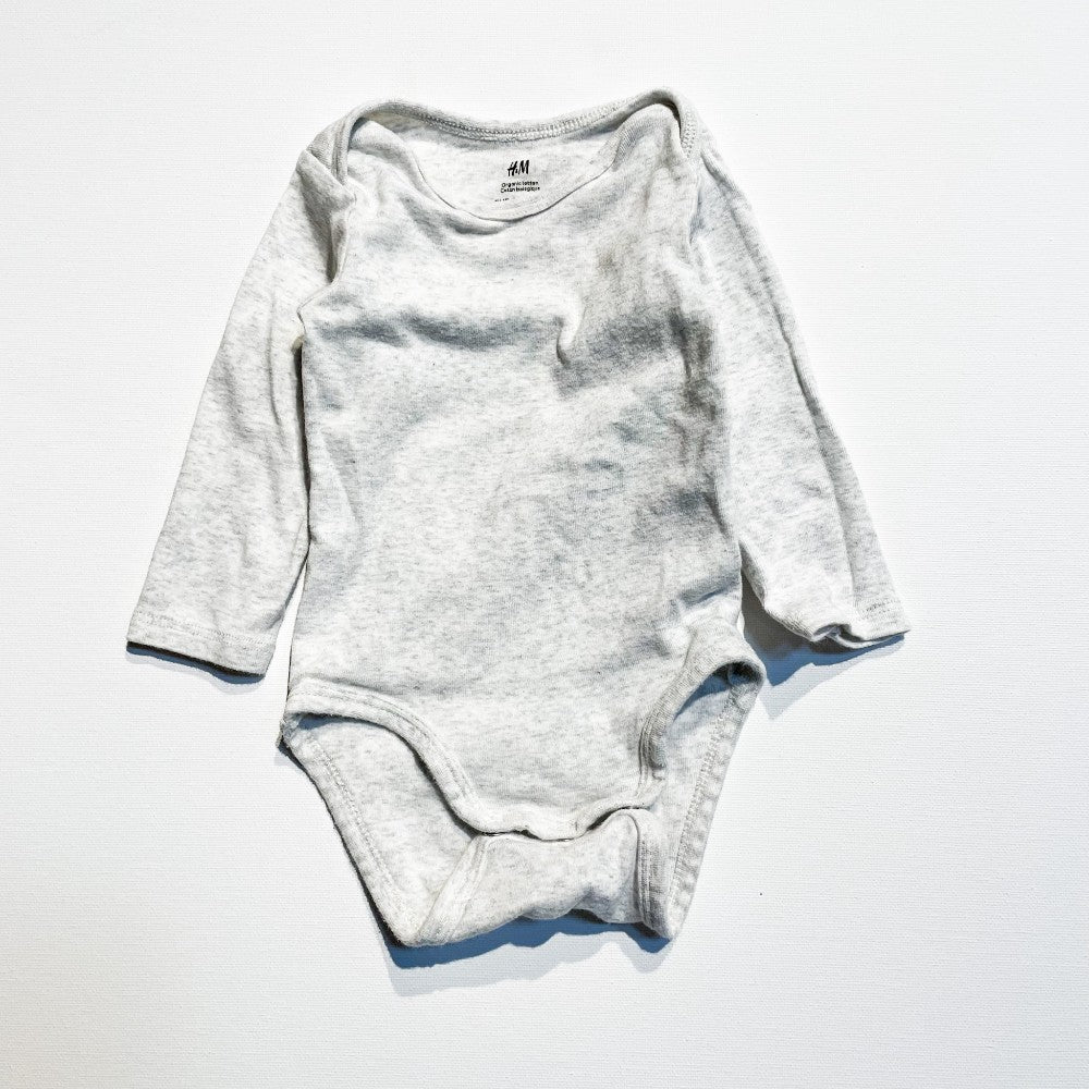 H&M Onesie 4-6M|186182