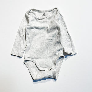 H&M Onesie 4-6M|186182