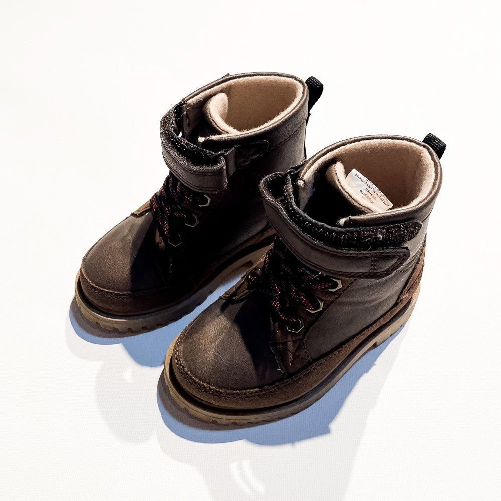 Boots 6|194332