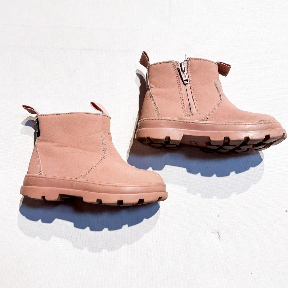 H&M Boots 8 **Imperfection|174918
