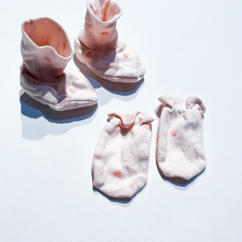 Booties & Mittens 0-6M|193100