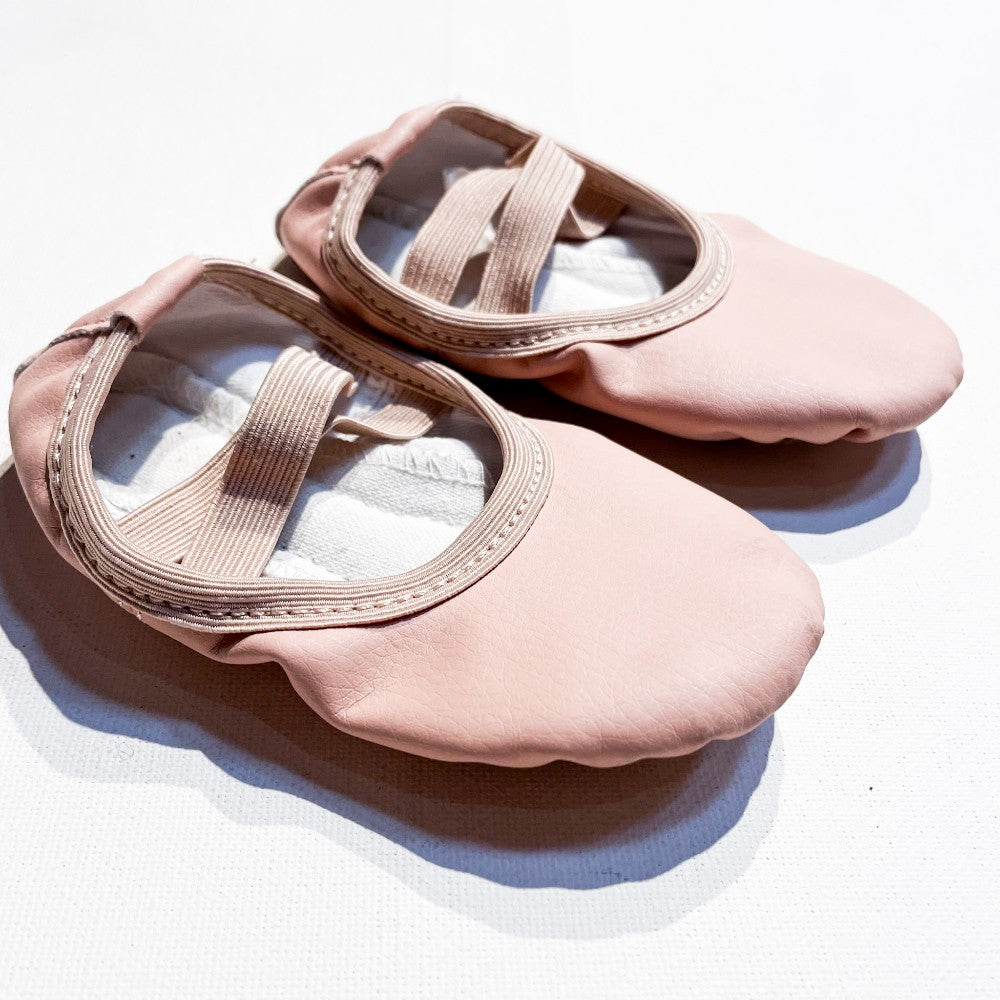 Dance Shoes 5/6C|135092