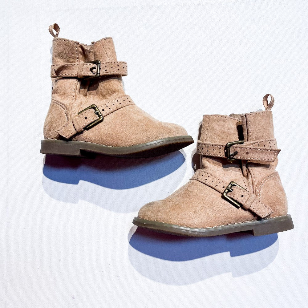 Old Navy Boots 5|179137
