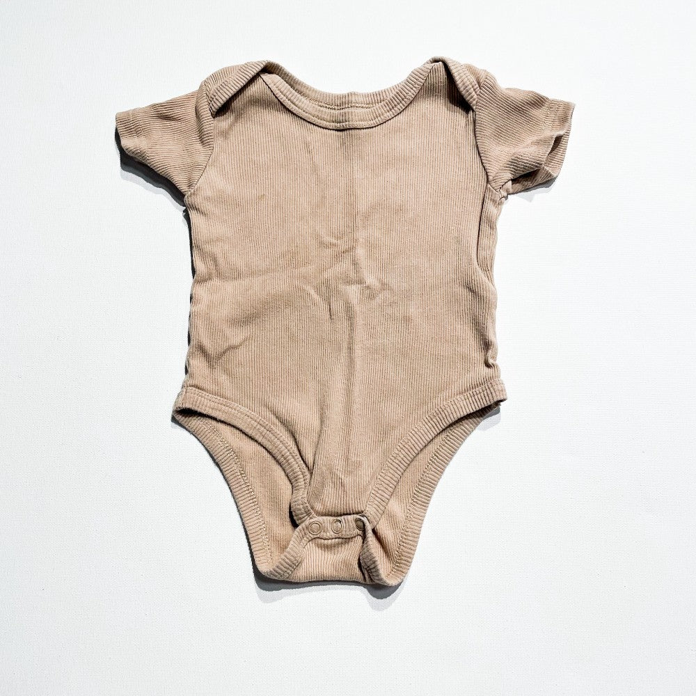 Onesie 6-12M|210399