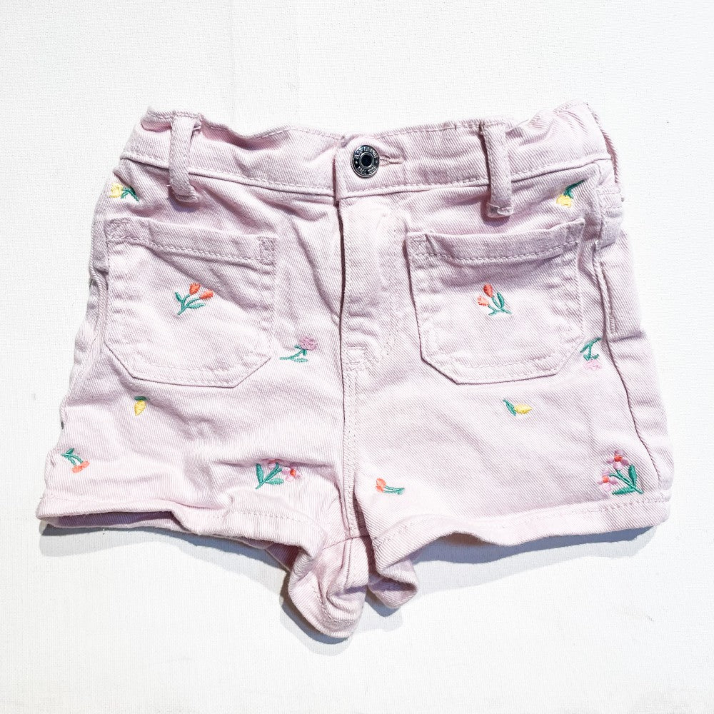 Gap Shorts 4Y|159390
