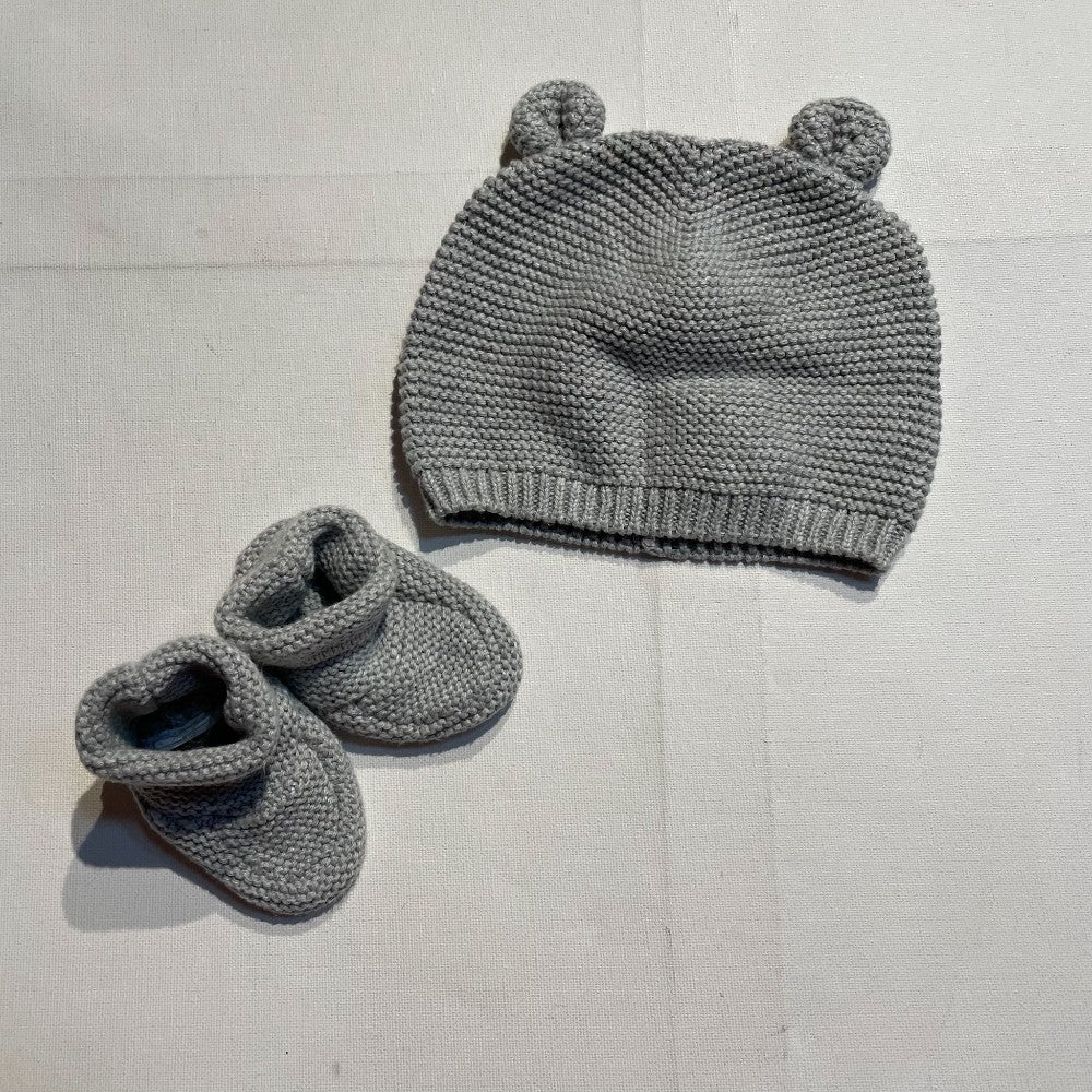 Gap Hat & Booties 6-12M|155737