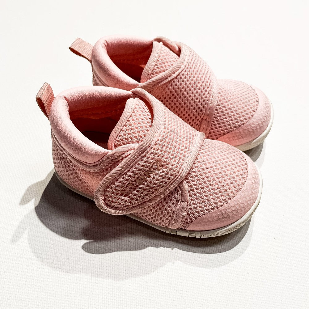 Stonz Shoe SIze 5|220786