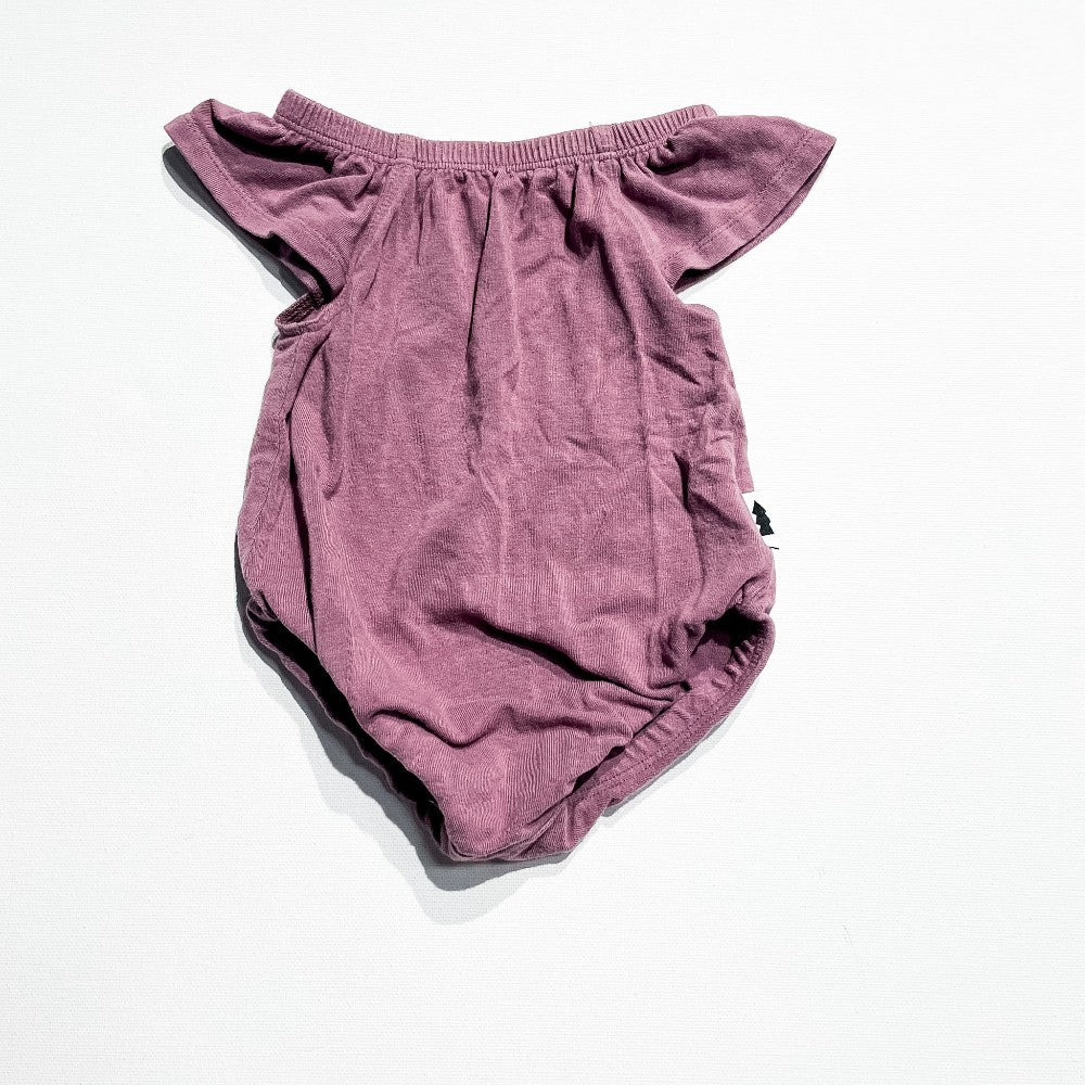 North Kinder Onesie 0-6M|210579
