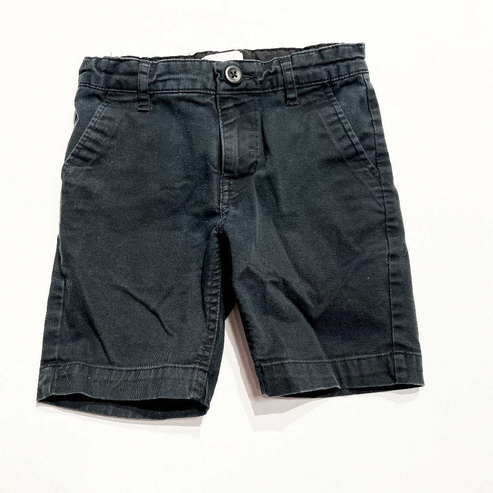 Old Navy Shorts 5Y|213084