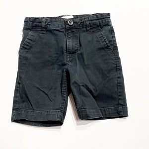 Old Navy Shorts 5Y|213084