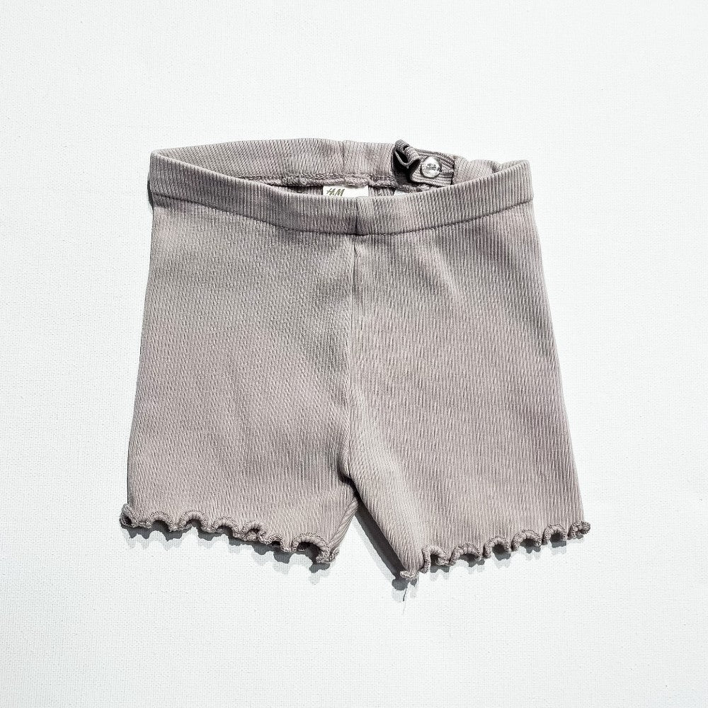 H&M Shorts 6-9M|216812