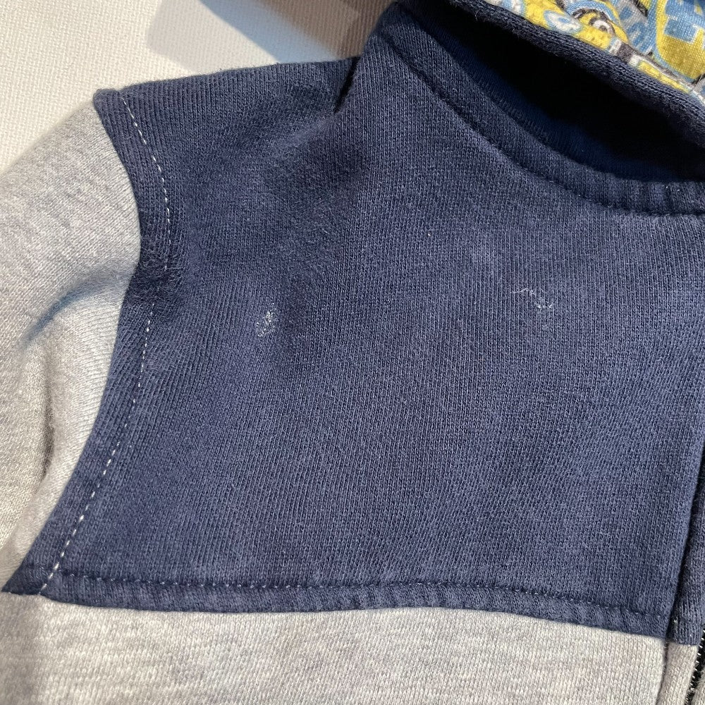 Despicable Me Hoodie 6Y *Imperfection|151422