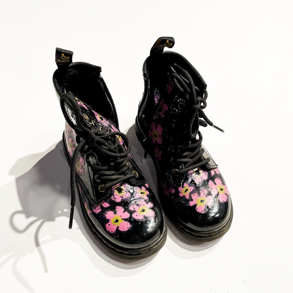 Dr. Martens Boots Size 11 **Imperfection|218849