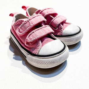 Pink Converse Shoes 4|137508