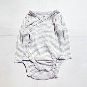 H&M Onesie 2-4M|184213
