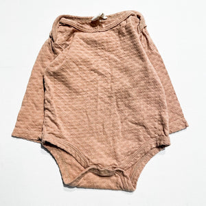 Snug Onesie 3-6M|221621