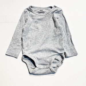 H&M Onesie 4-6M|160096