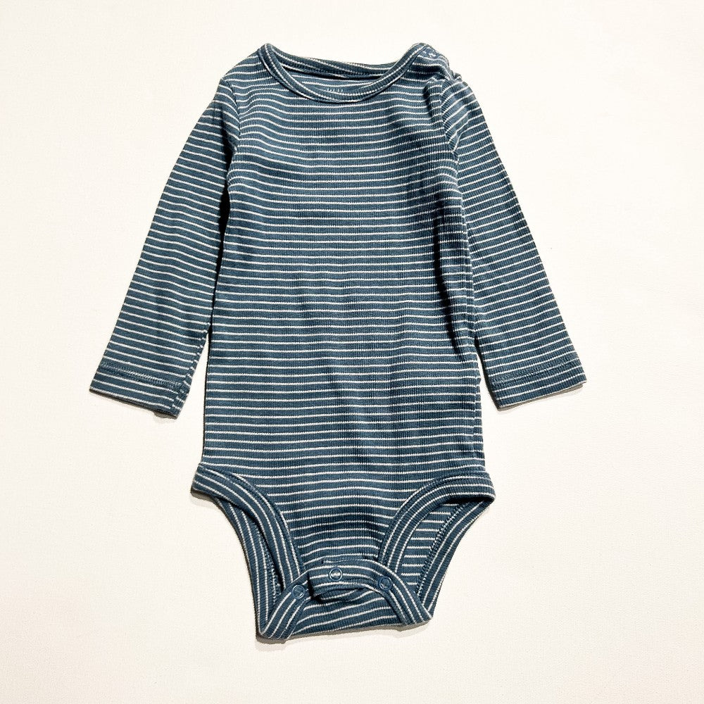Carters Onesie 6M|208454