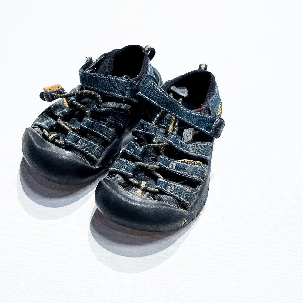 Keen Shoes 5|202205